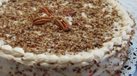 Torta de nuez y chocolate blanco o manjar